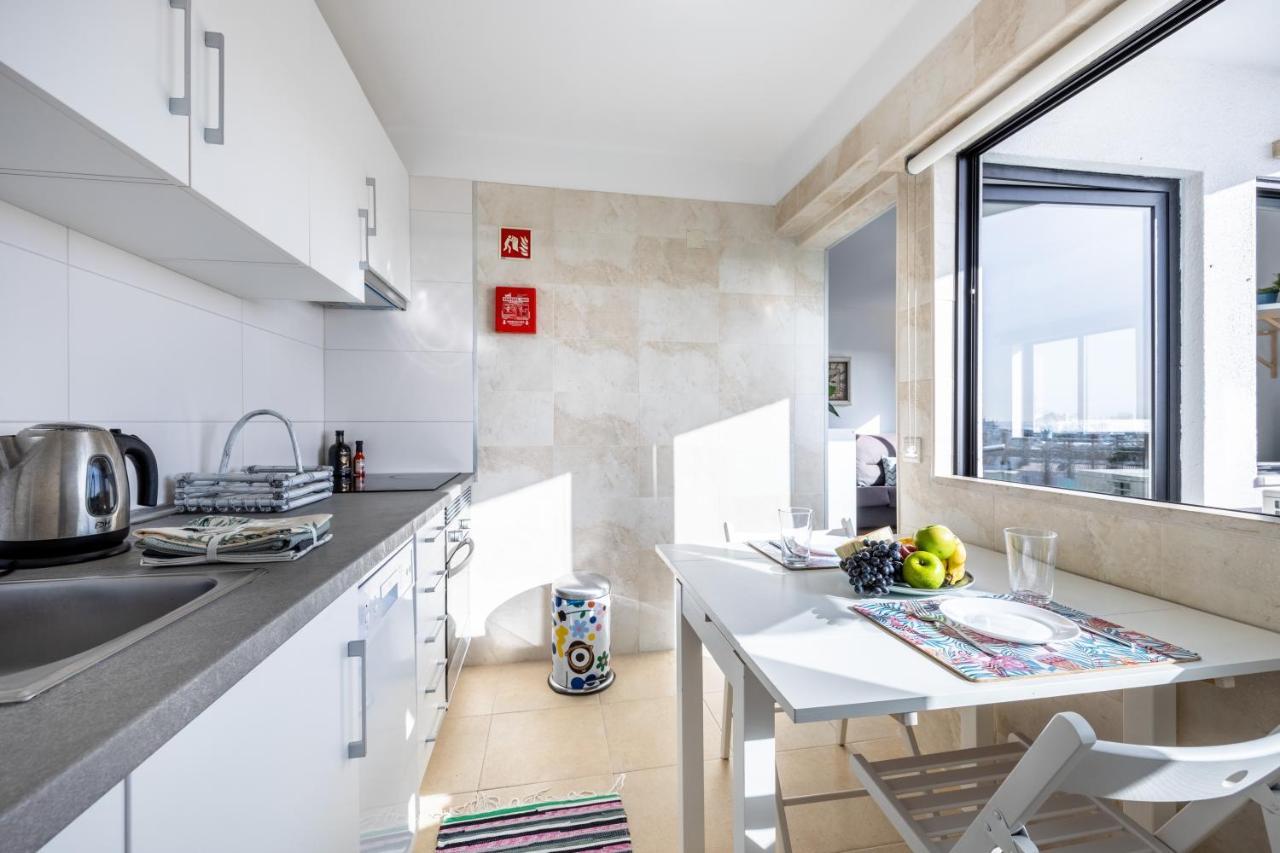Cozy Ocean View Apartment ヴィラモウラ エクステリア 写真