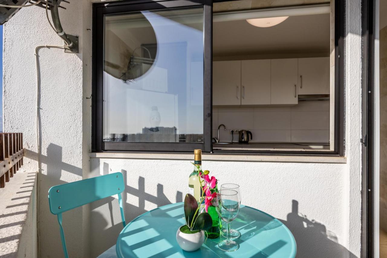 Cozy Ocean View Apartment ヴィラモウラ エクステリア 写真